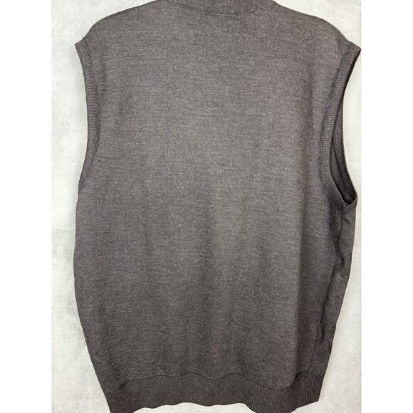 Beverly Hills Polo Club Charcoal Argyle Vest - Picture 5 of 12